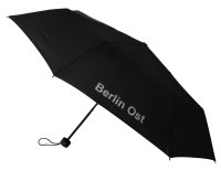 Happy Rain Regenschirm Berlin Ost