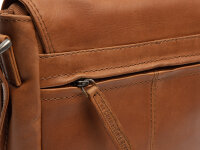 The Chesterfield Brand C48.0939 Coco Umhängetasche Wax Pull Up Leder