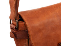 Harbour 2nd UP.13397 saddelbag style up Theresia Leder